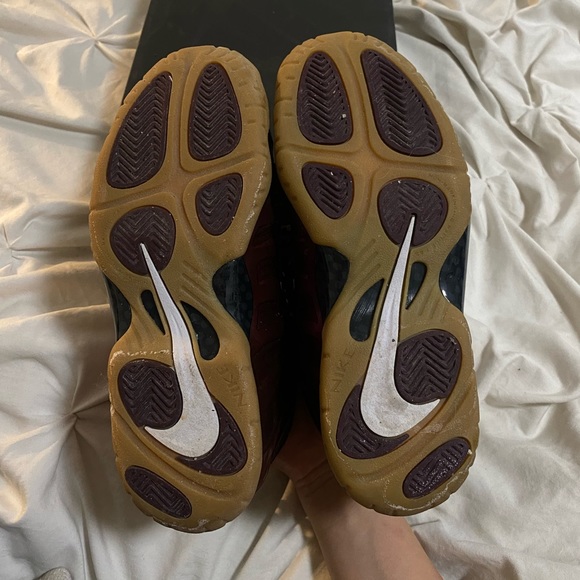 Nike Foamposites - Maroon - size 5Y - Picture 7 of 8